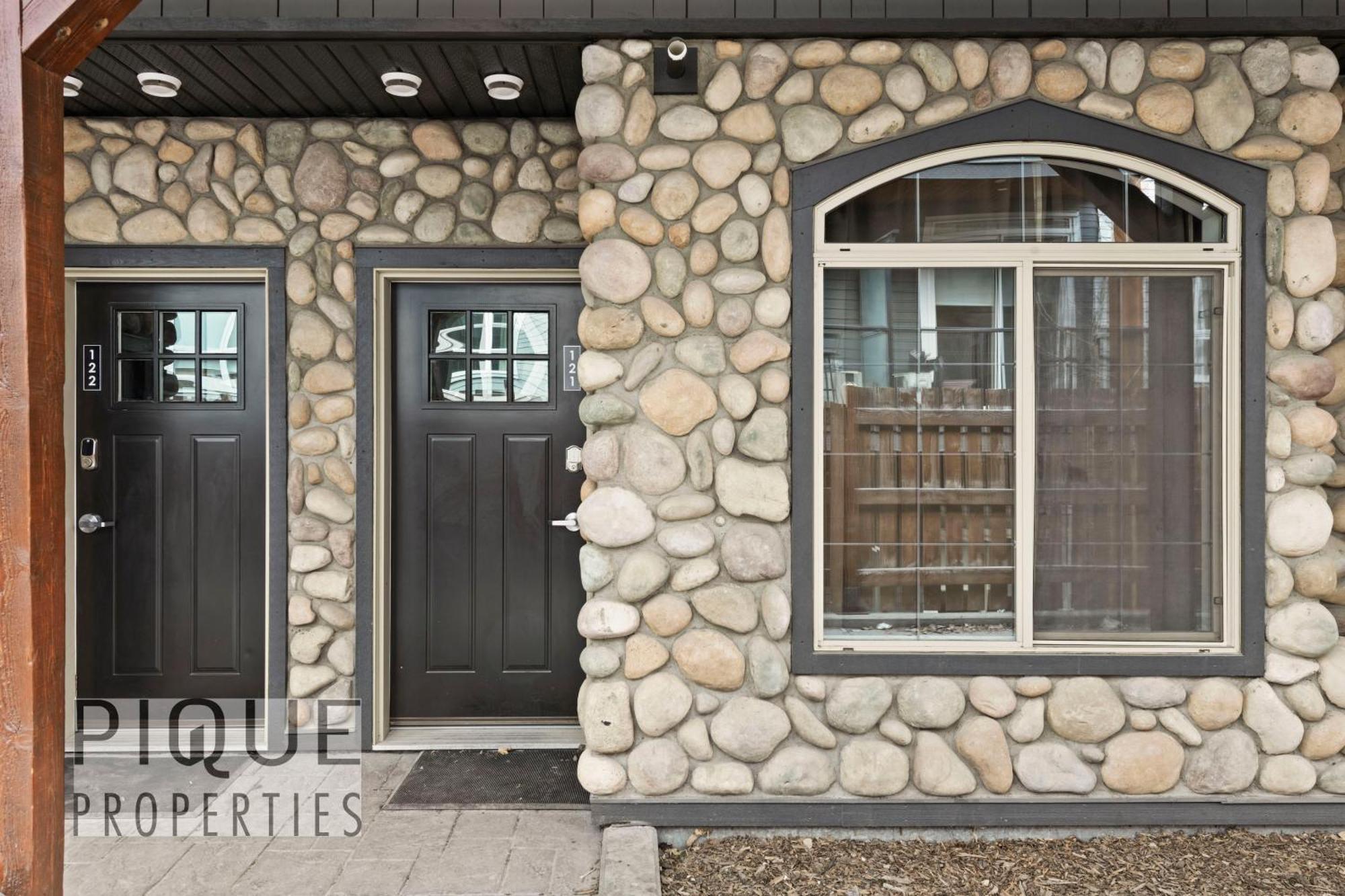 Mystic Mountain Chalet, Heated Outdoor Pool & Hot Tub, Free Parking, Fast Wifi! كانمور المظهر الخارجي الصورة